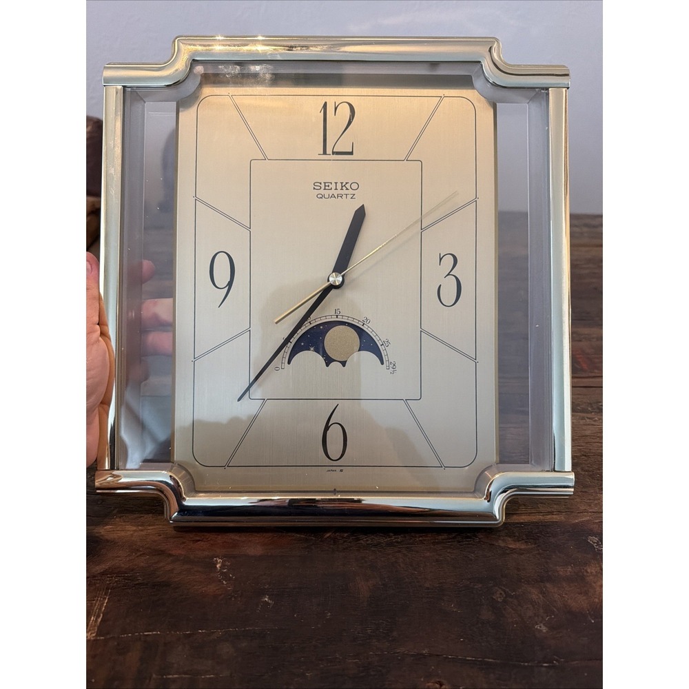 Vintage Seiko Quartz Moon Phase Wall Clock Square  Gold Tone Frame Tested Works